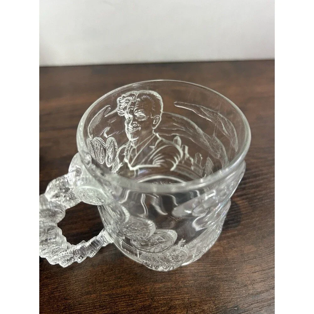 McDONALD'S  TWO-FACE  VINTAGE BATMAN FOREVER DRINKING GLASS 1995 DC Comics